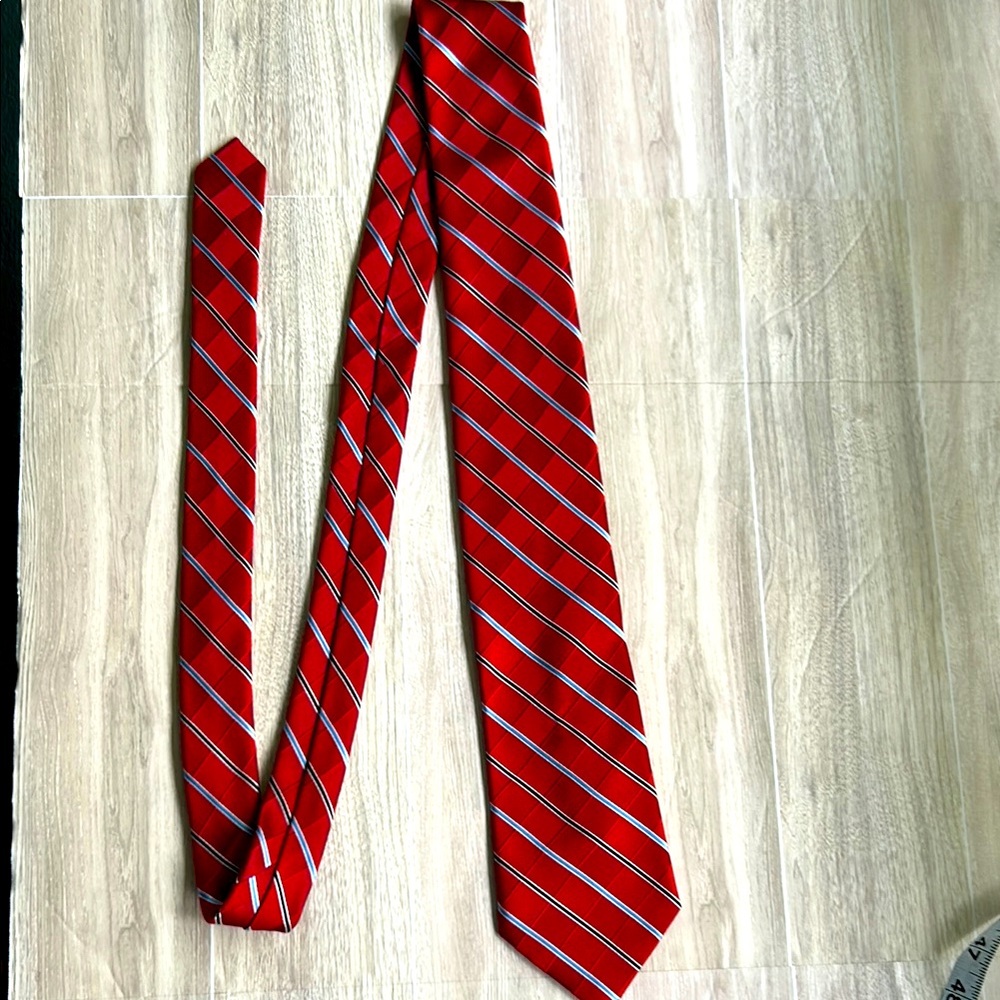 Izod Classic Red Striped Men's Silk Tie